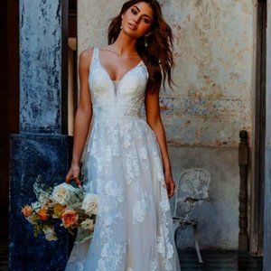 Allure Wedding Gown #9657 Sand/Champ/Ivory Size 10 NWT